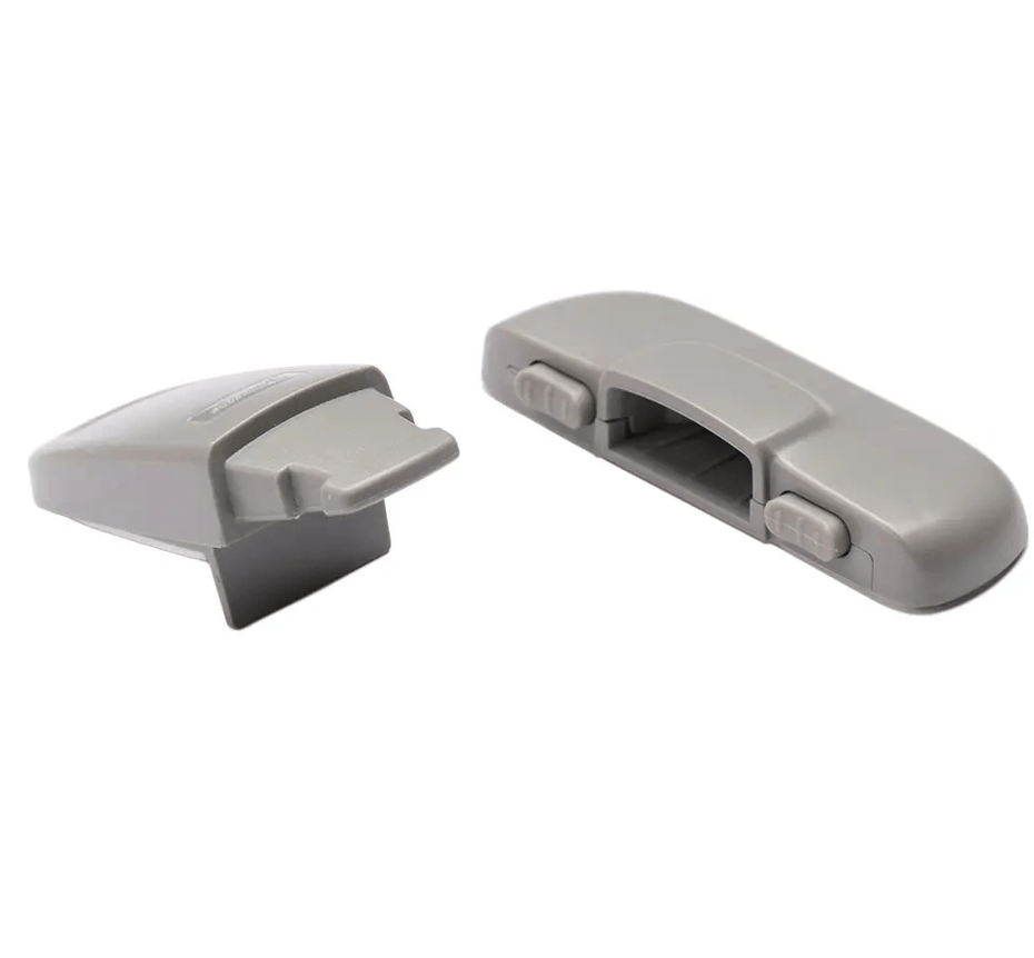 Bloque porte bebe blanc détachable avec mécanisme de verrouillage facile pour adultes et sécurisé contre enfants