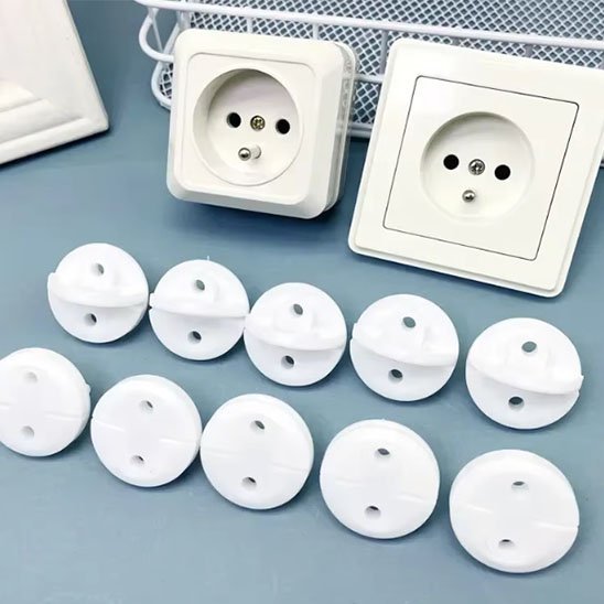 Cache prise bebe rotatif installation rapide sans perçage protection prise électrique enfant compatible France