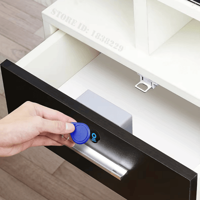 serrure électronique avec badge